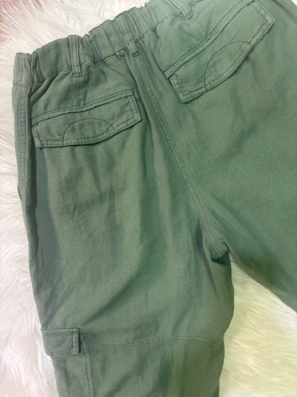 EUC {Pilcro · Anthro} High Rise Green Linen Utility Crop Cargo Pants | Medium - Picture 9 of 14